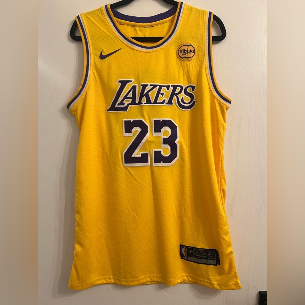 Nike Lakers Labron James #23 NBA Jersey New Small